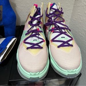 Never worn Lebron Valentines Sneakers size 7